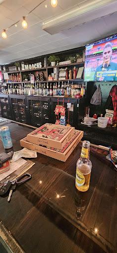 Mooch's Pizzeria- Home of Jan's Pizza